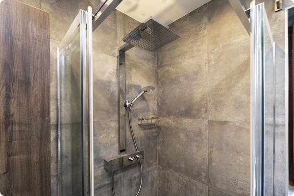 Orig-2020-04-StrommerSHA-Bad-Köppel-fertig-088